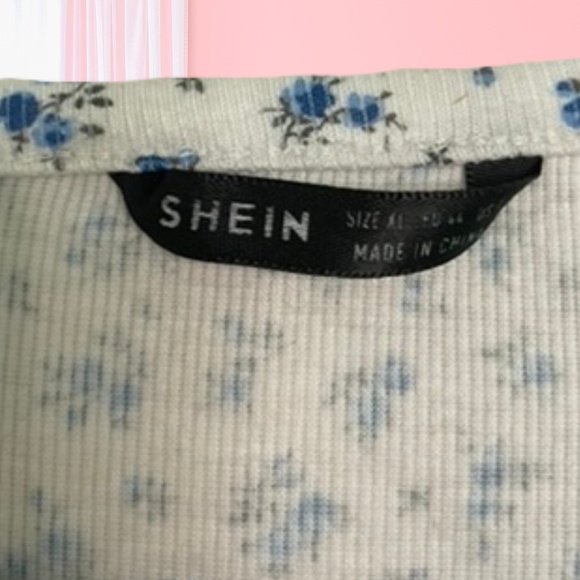 SHEIN Ditsy Floral Button Up Crop Top -‎ Size XL - Picture 4 of 4